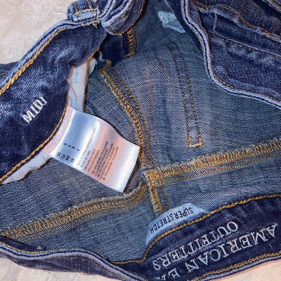 American Eagle Midi Shorts Size 0 - Picture 3 of 3